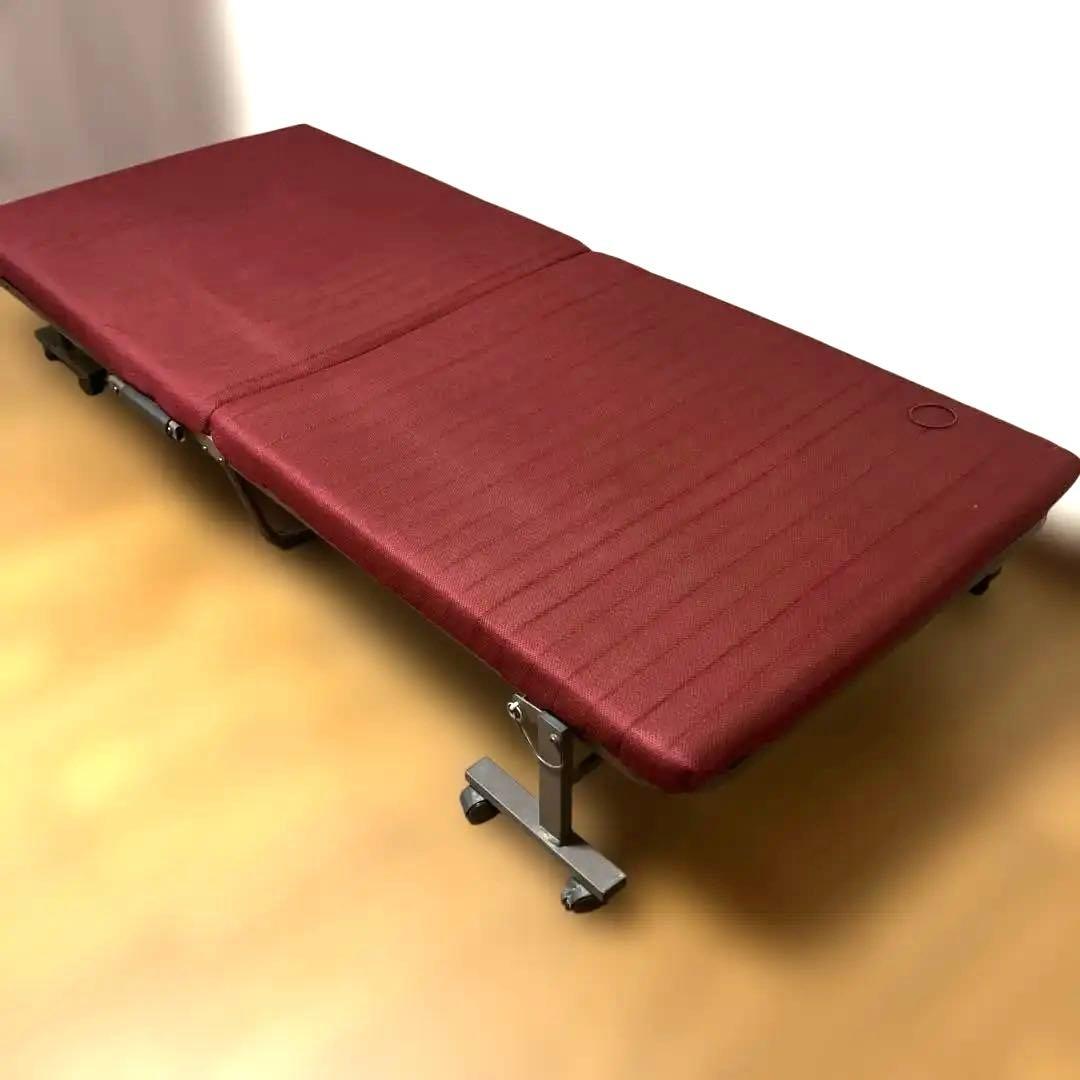 【最終値下げ】リクライニング付き折りたたみベッド　シングル