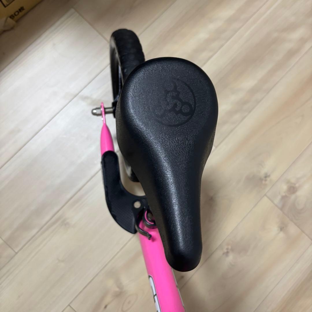 STRIDER バランスバイク ピンク　スポーツ