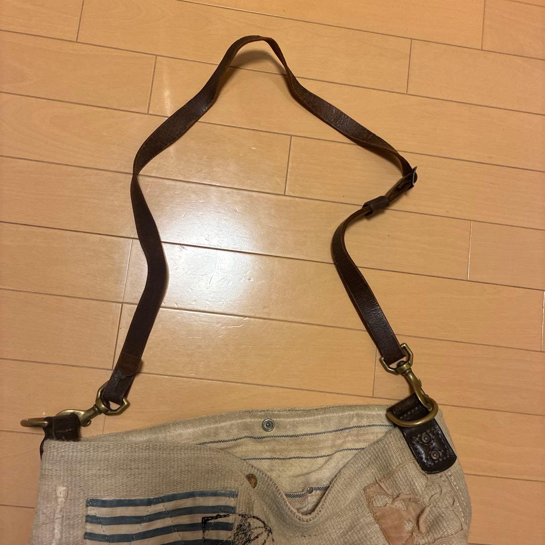 J. AUGUR キャンバスショルダーバッグ