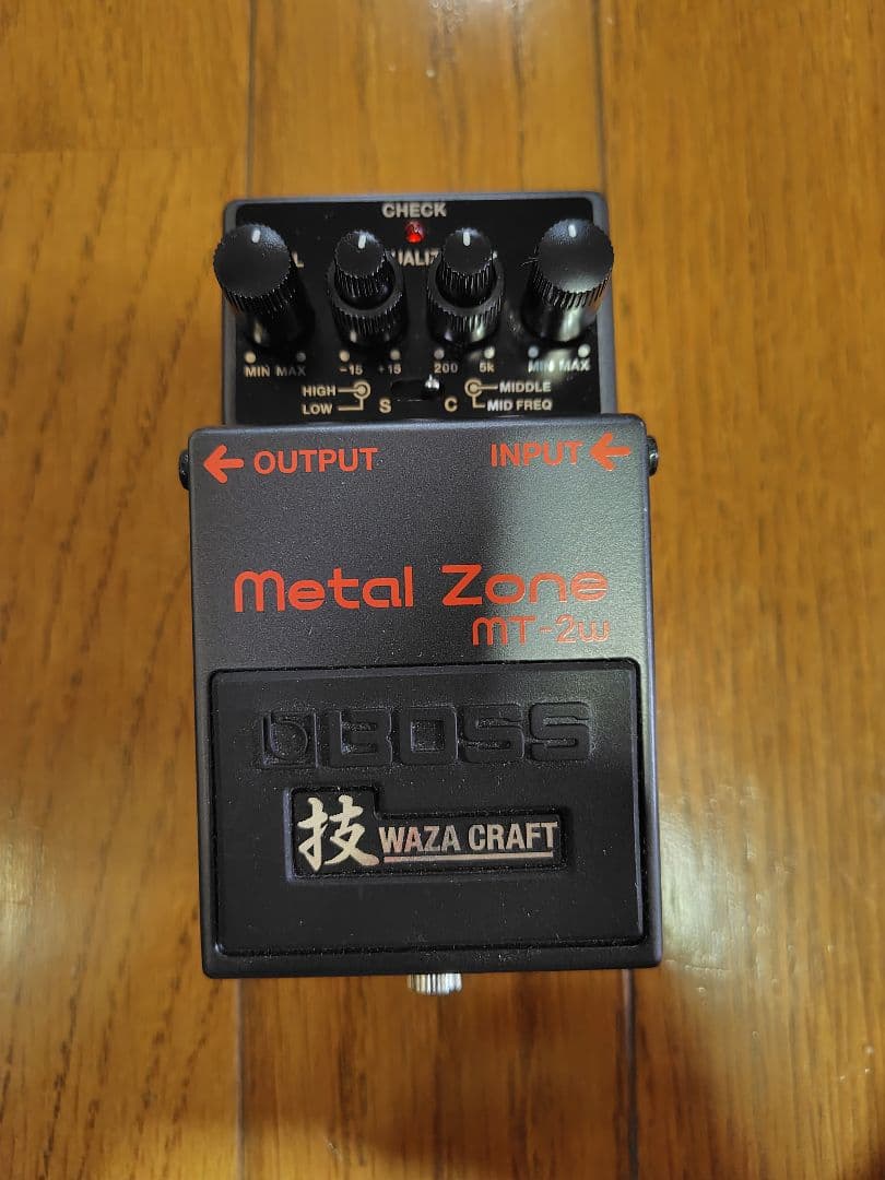 BOSS MT-2w l Zone ギターエフェクター