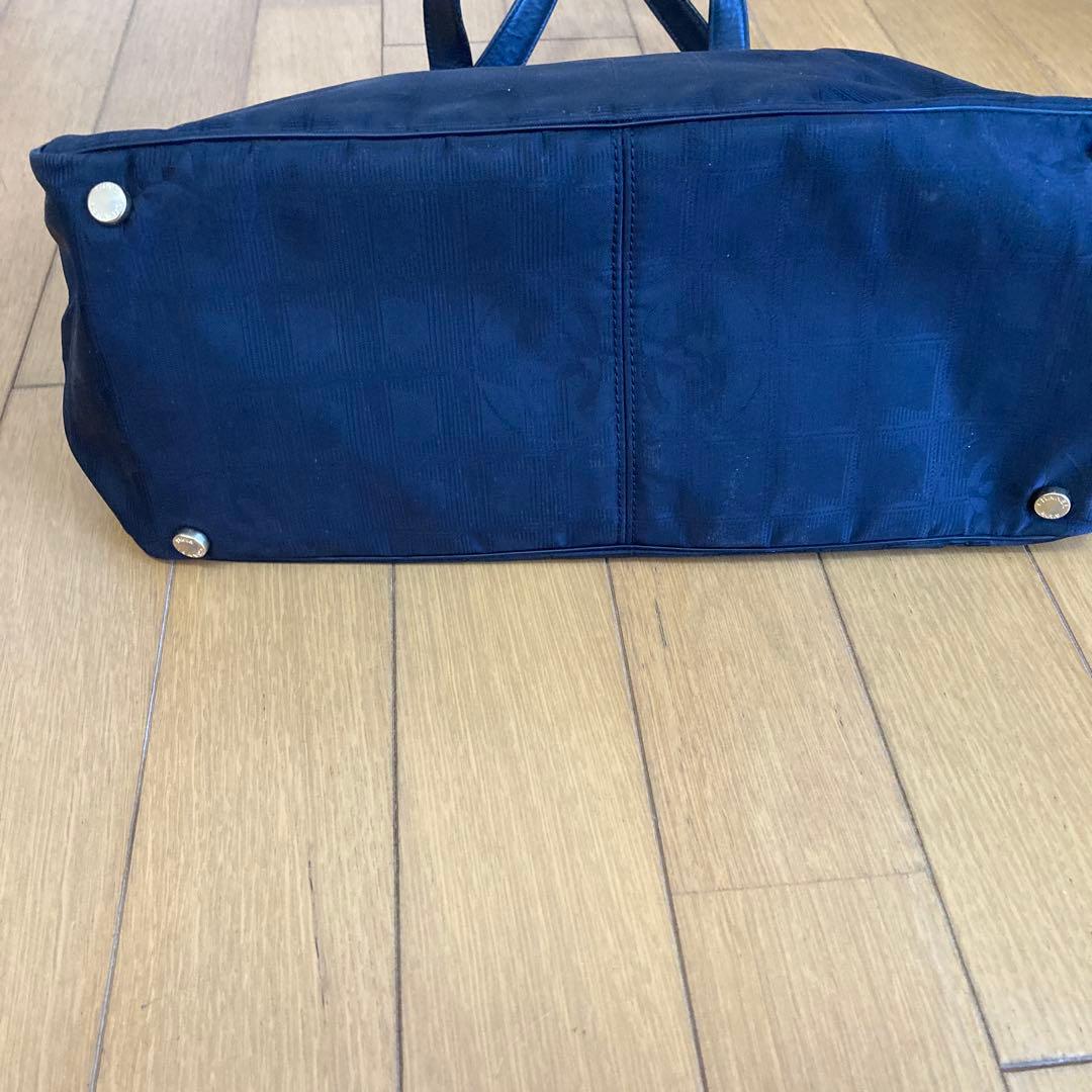 モコCHANELニュートラベルラインＭＭトートバック