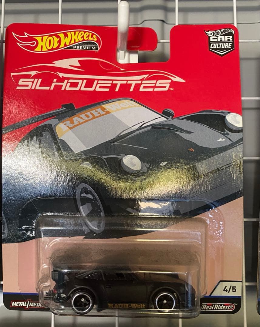 Hot Wheels RAUH-WELT PORSCHE 黒ミニカー