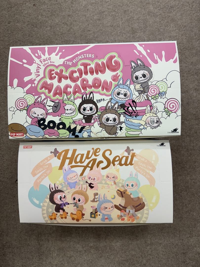 Have A Seat & Exciting Macaron LABUBU2点