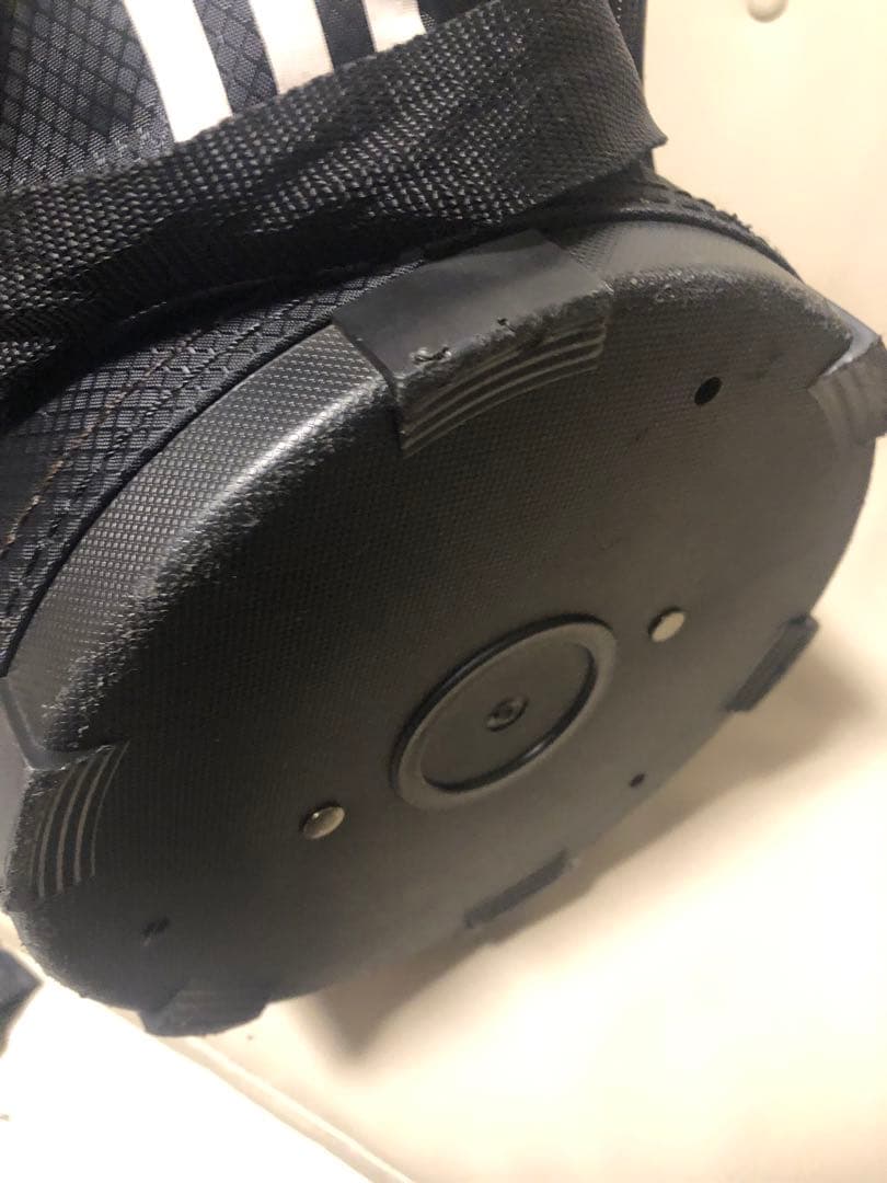 【送料込み】アディダス　adidas 軽量型キャディバッグ　メンズ