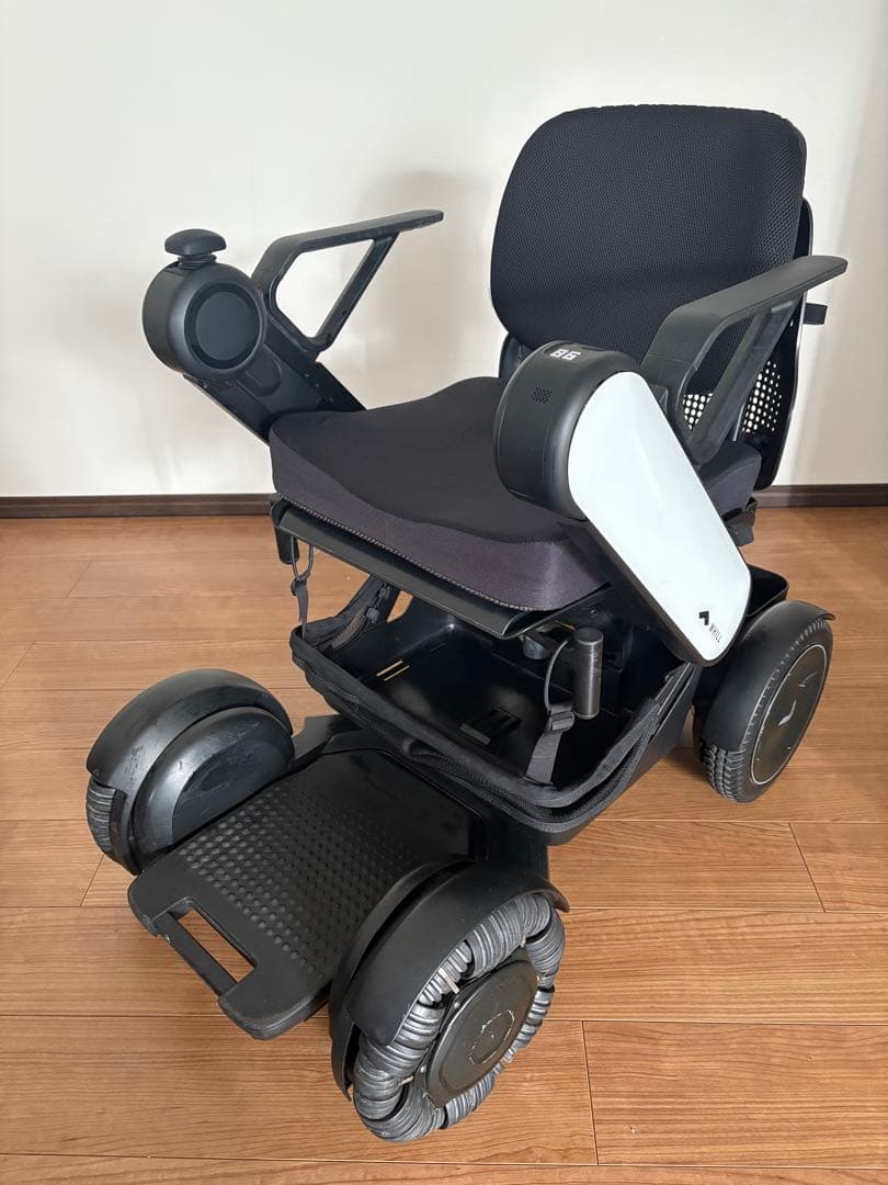 じゃすてぃすふらっと。WHILL.電動車椅子