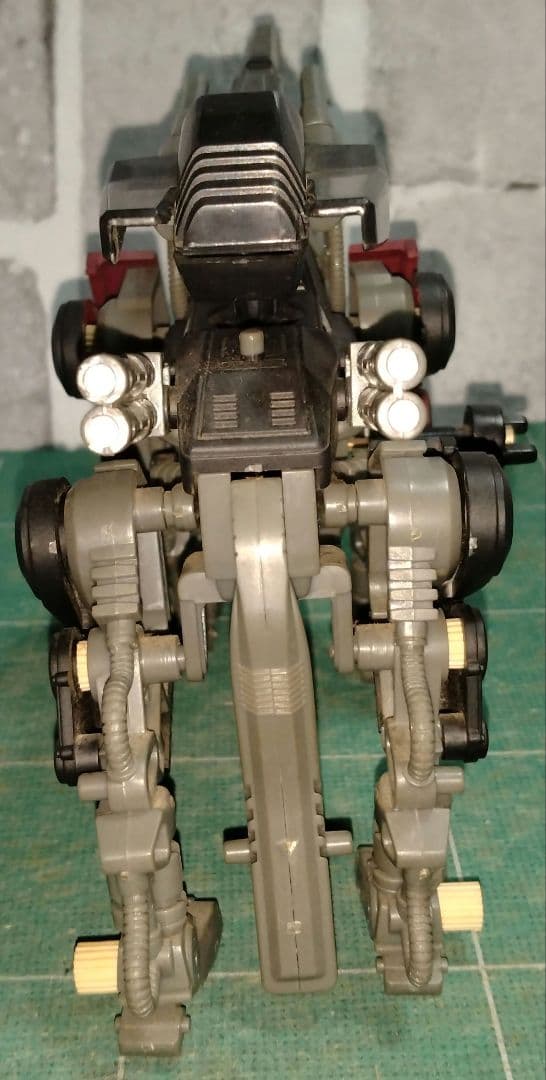 ゾイド　ライトニングサイクス＆コマンドウルフ(ア−バイン仕様)