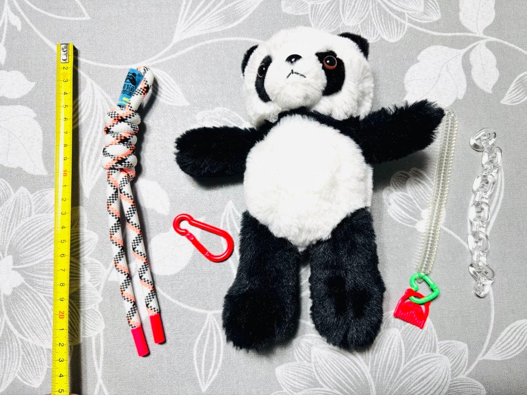 新品❣️ レア　大阪万博中国館　限定　パンダ　ぬいぐるみ　脱着可ストラップ多数