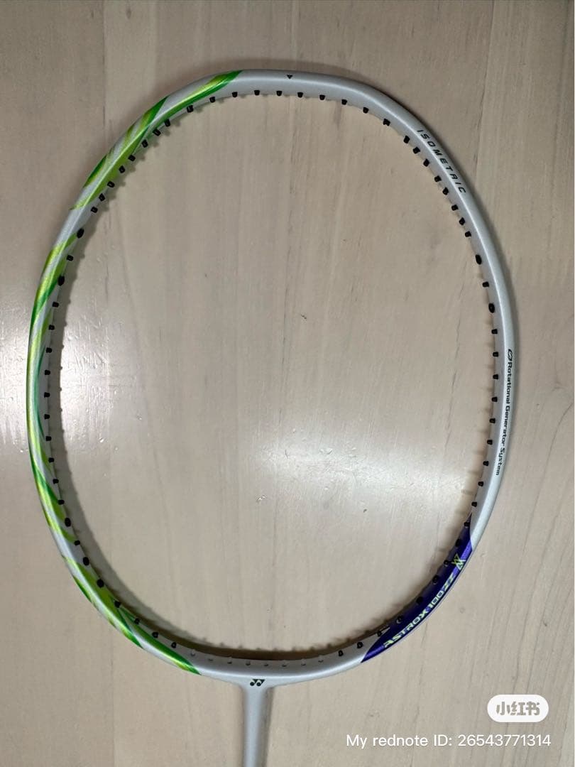 YONEX ASTROX 100ZZ VA 4UG5 バドミントンラケット 美品
