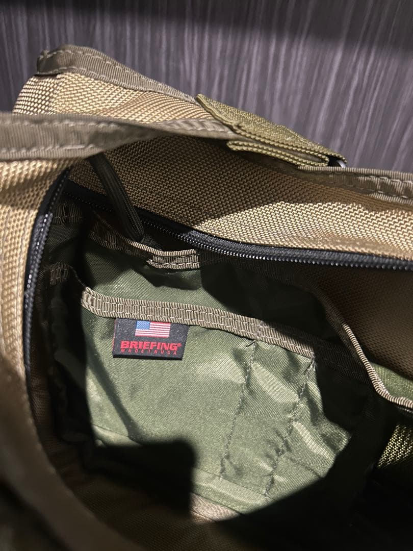 BRIEFING DAY TRIPPER Sショルダーバッグ限定復刻カラー