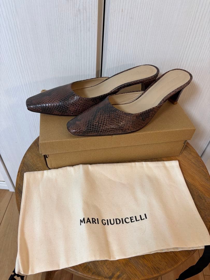 Deuxieme Classe MARI GIUDICELLU ミュール38