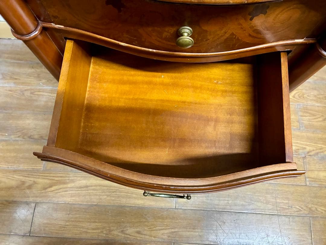 管453☆イタリア製☆アンティーク☆象嵌細工☆3段チェスト