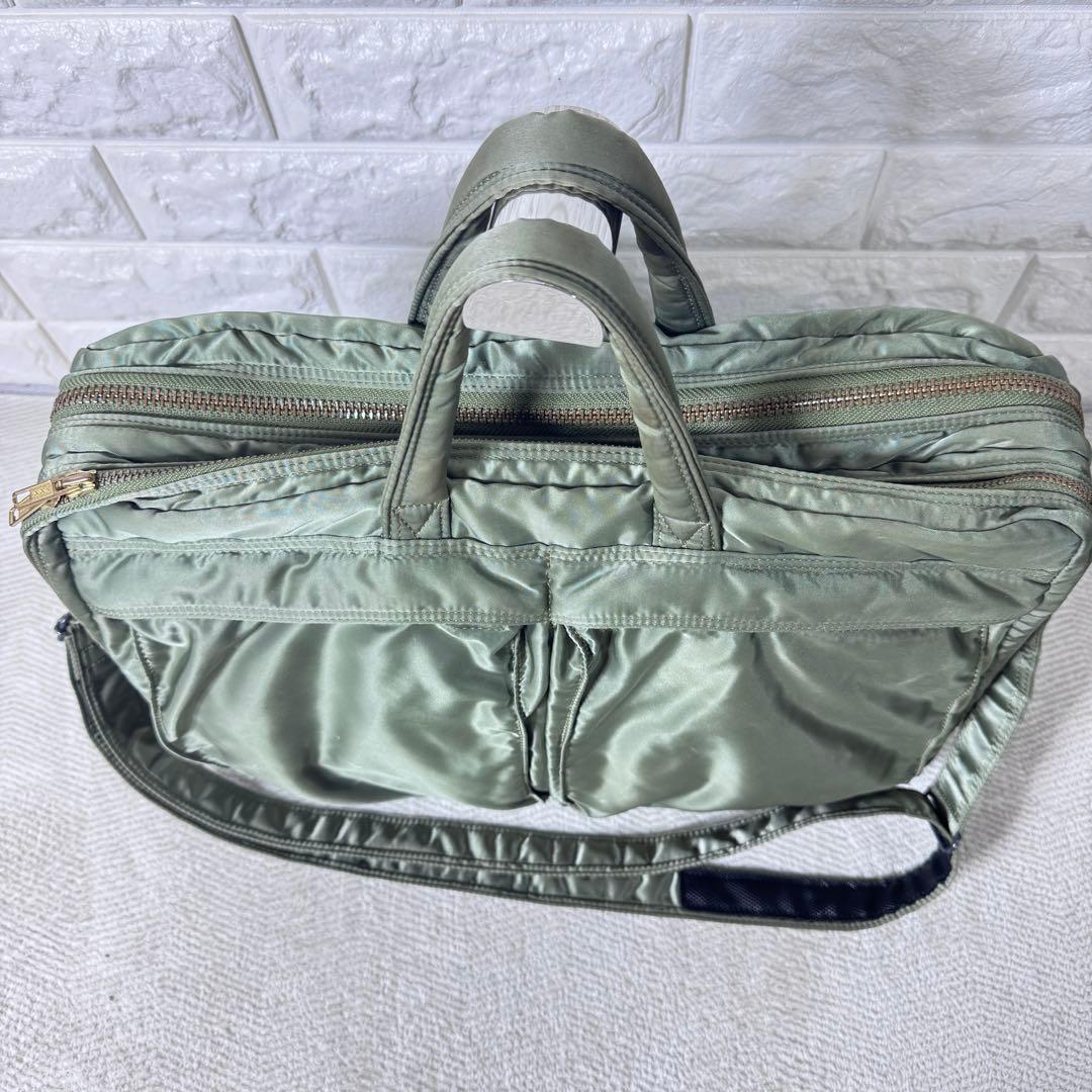 吉田カバン POTER タンカー オリーブ色 ビジネスバッグ　ブリーフケース