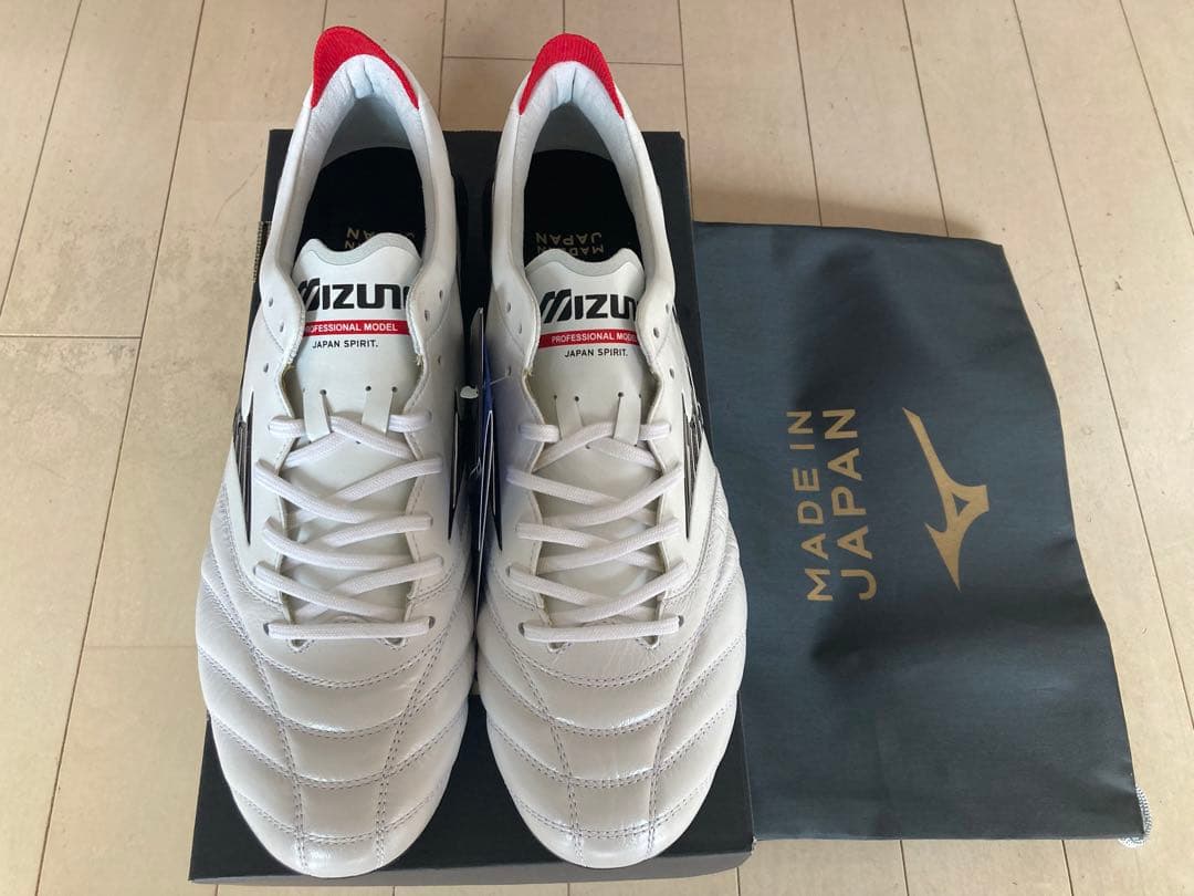 モレリアネオ4ジャパン　白　26.5㎝　新品。