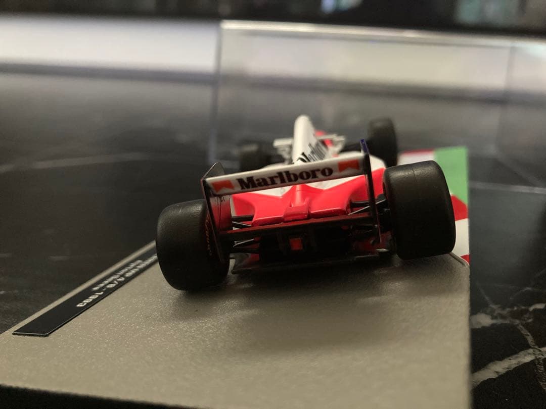 マクラーレン　フォード　MP4/8 マルボロ仕様　セナ　F1マシンコレクション