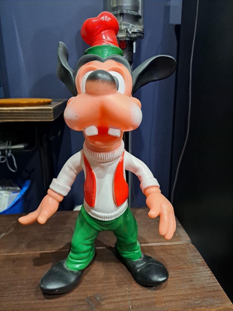 レドラプラスチック製　グーフィー フィギュア 約35cm