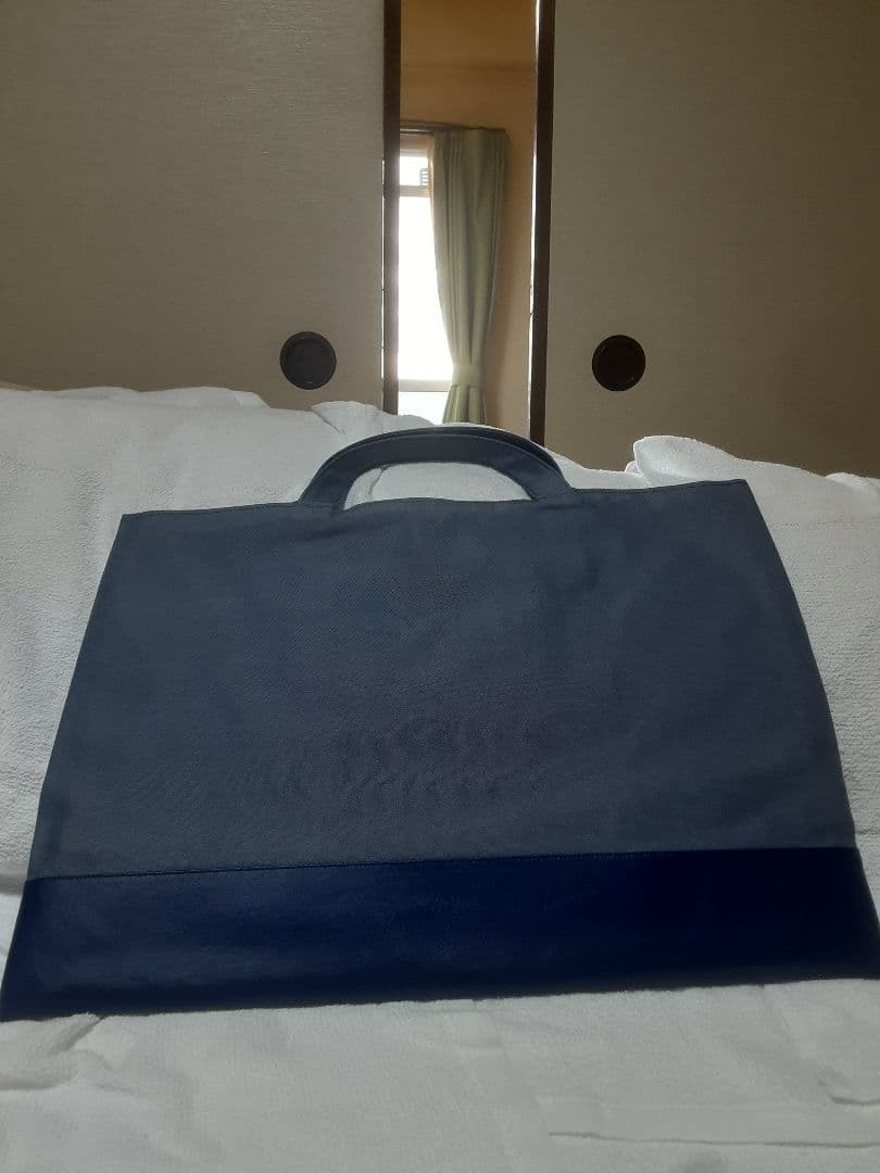 新品タグ付き　ファミリアデニム「船をみにいこう」