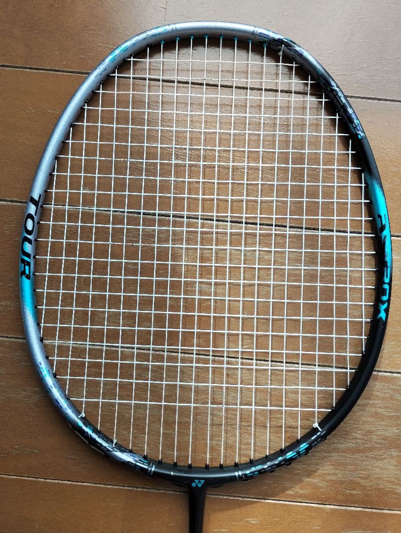 YONEX アストロクス88Dツアー 4UG6