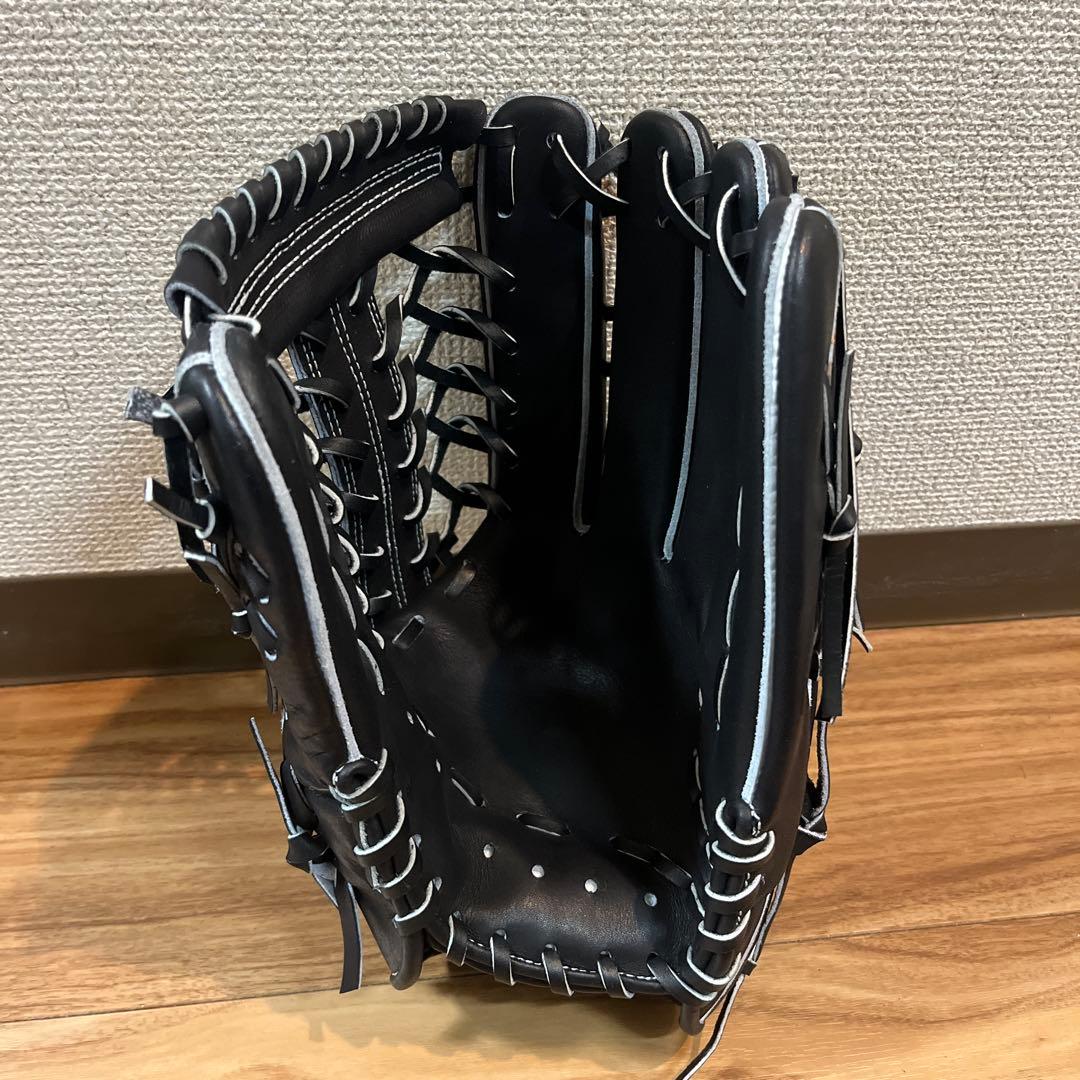 硬式外野手用グローブ