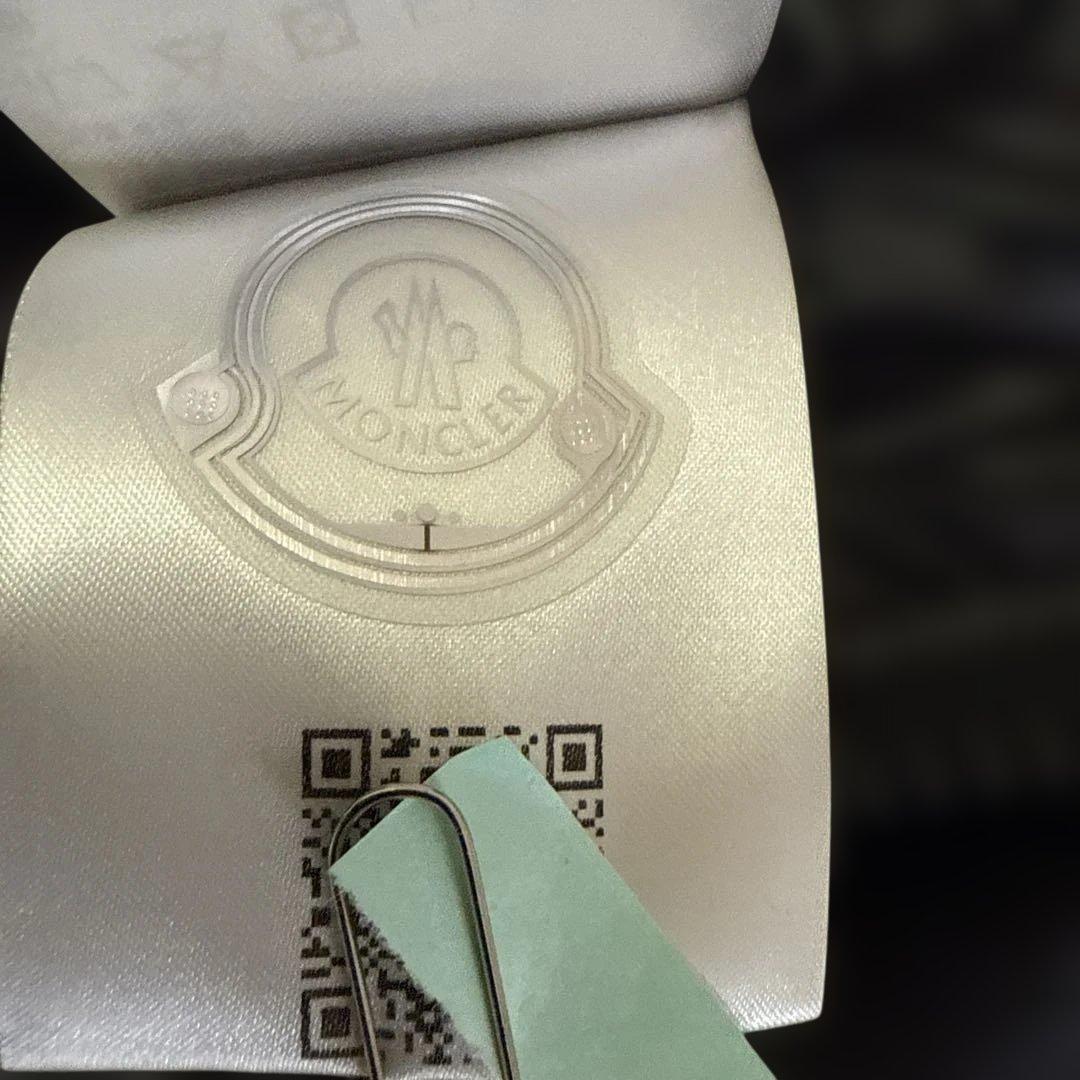 【よーすけ】MONCLER 正規店 未使用 PAVIN size:4