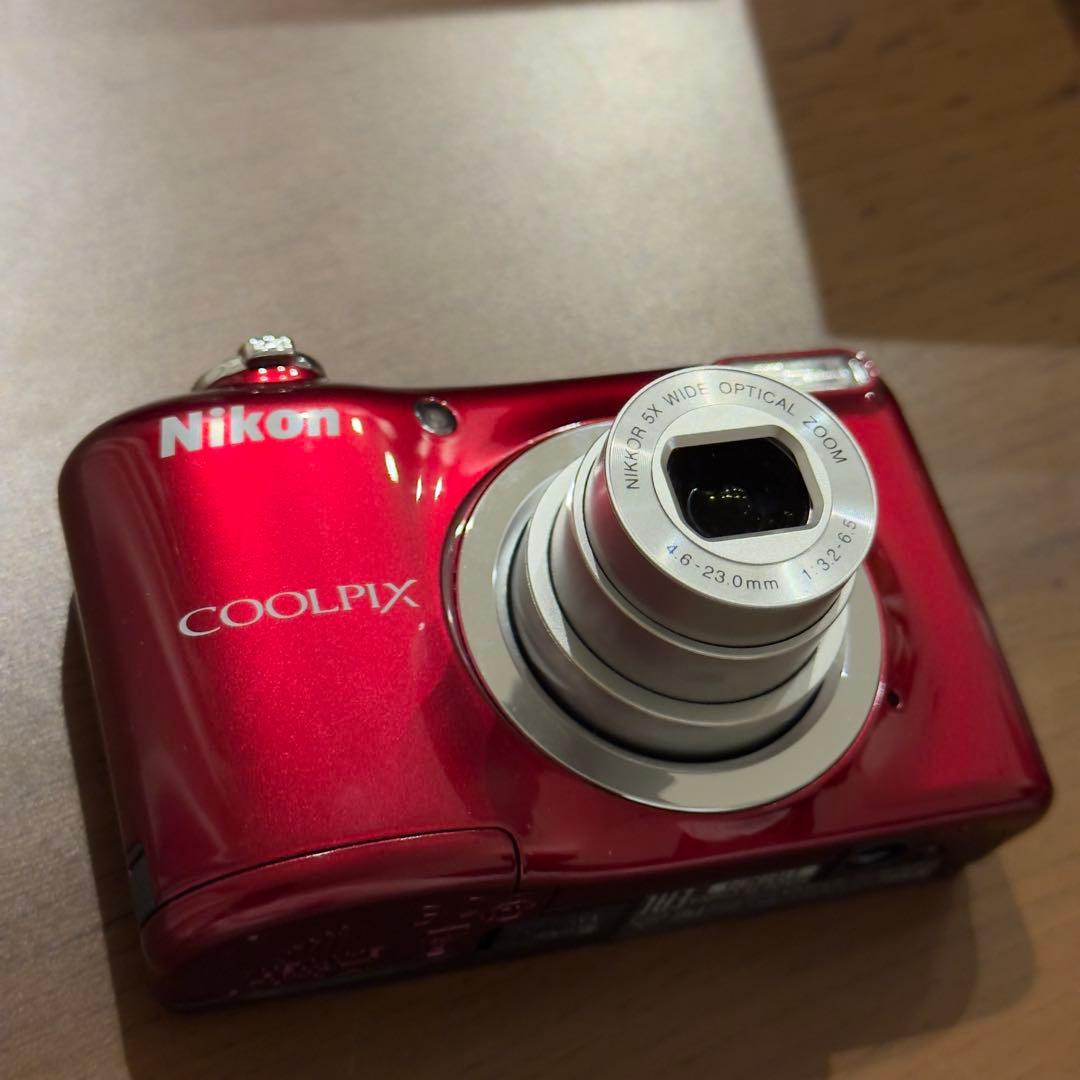 Nikon COOLPIX A10 レッド デジカメ