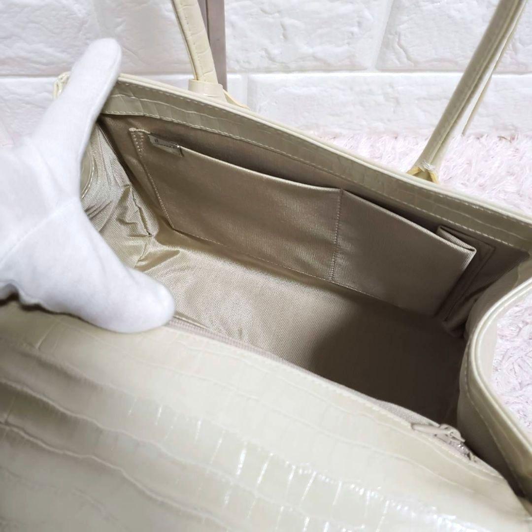 傳濱野 HAMANO 濱野 クロコ 型押しパールホワイト南京錠ハンドバッグ 美品