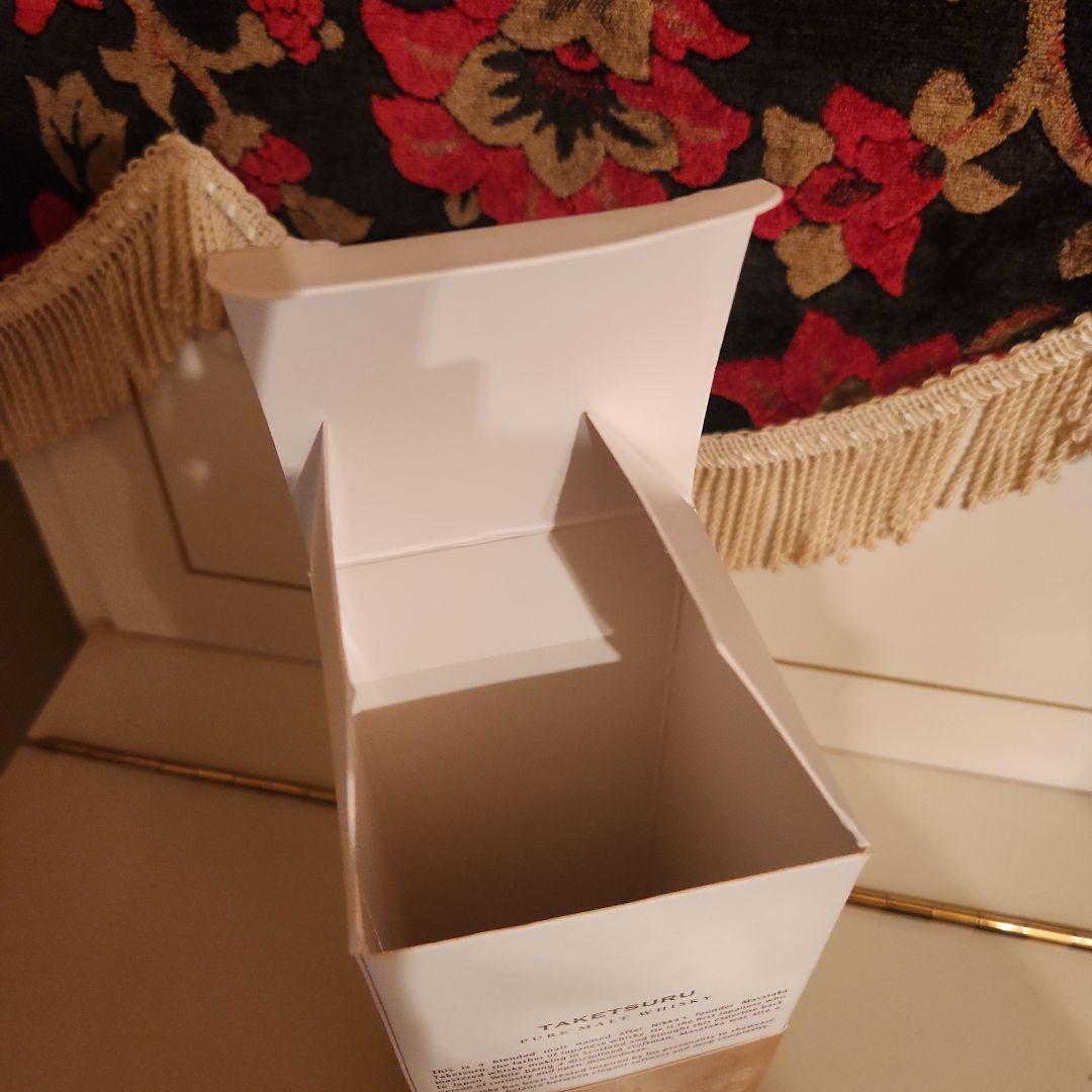 <新品 入手困難>NIKKA 竹鶴 PURE MALT<最安値>8500円 !