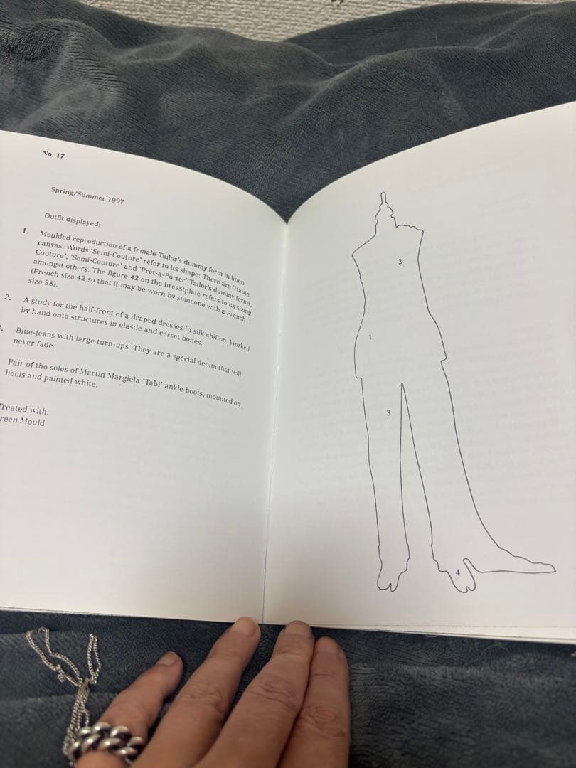 メゾンマルジェラ La Maison Martin Margiela 写真集