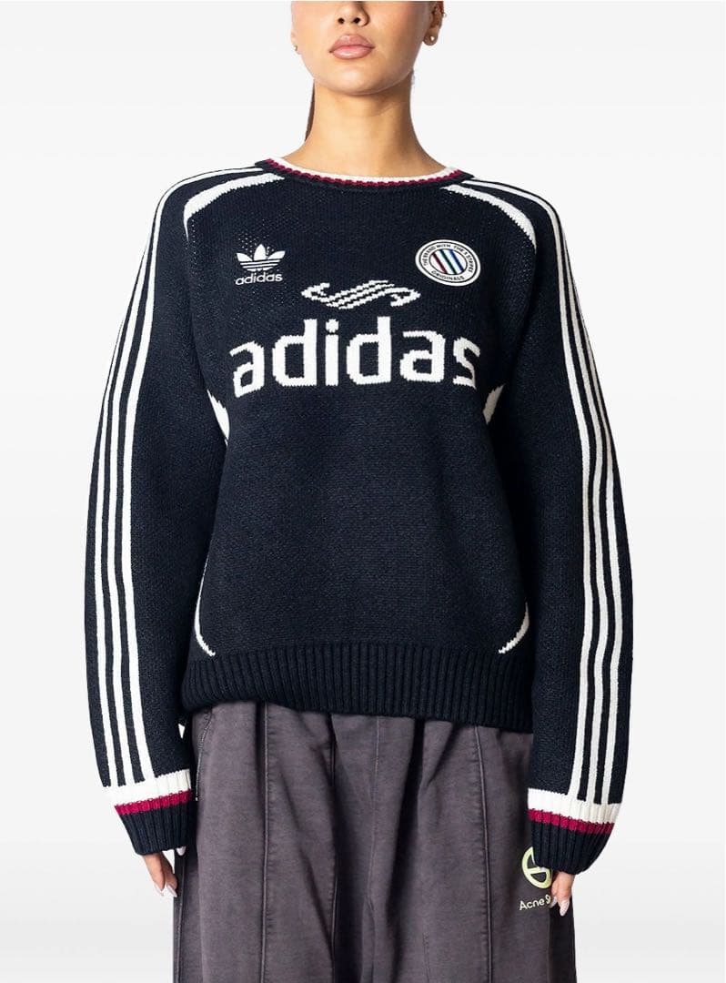 adidas プルオーバーニット 黒