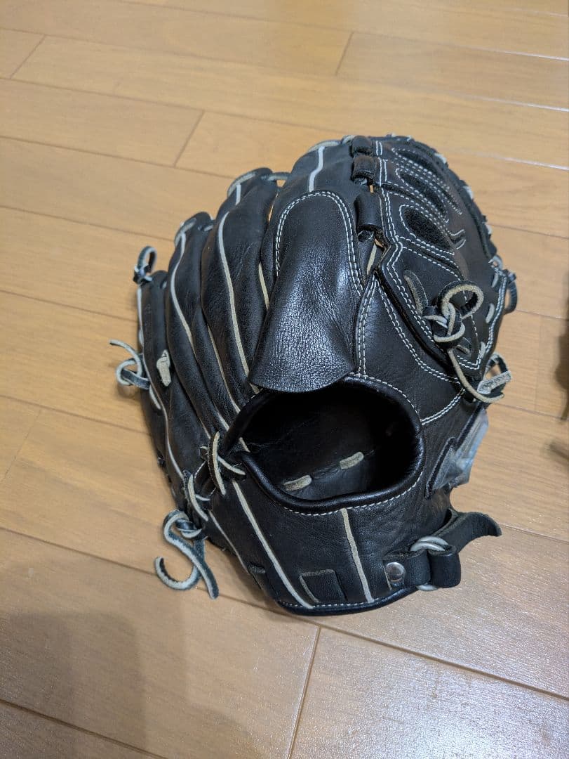 ミズノ少年 軟式用グローブ 投手用 田中将大モデル