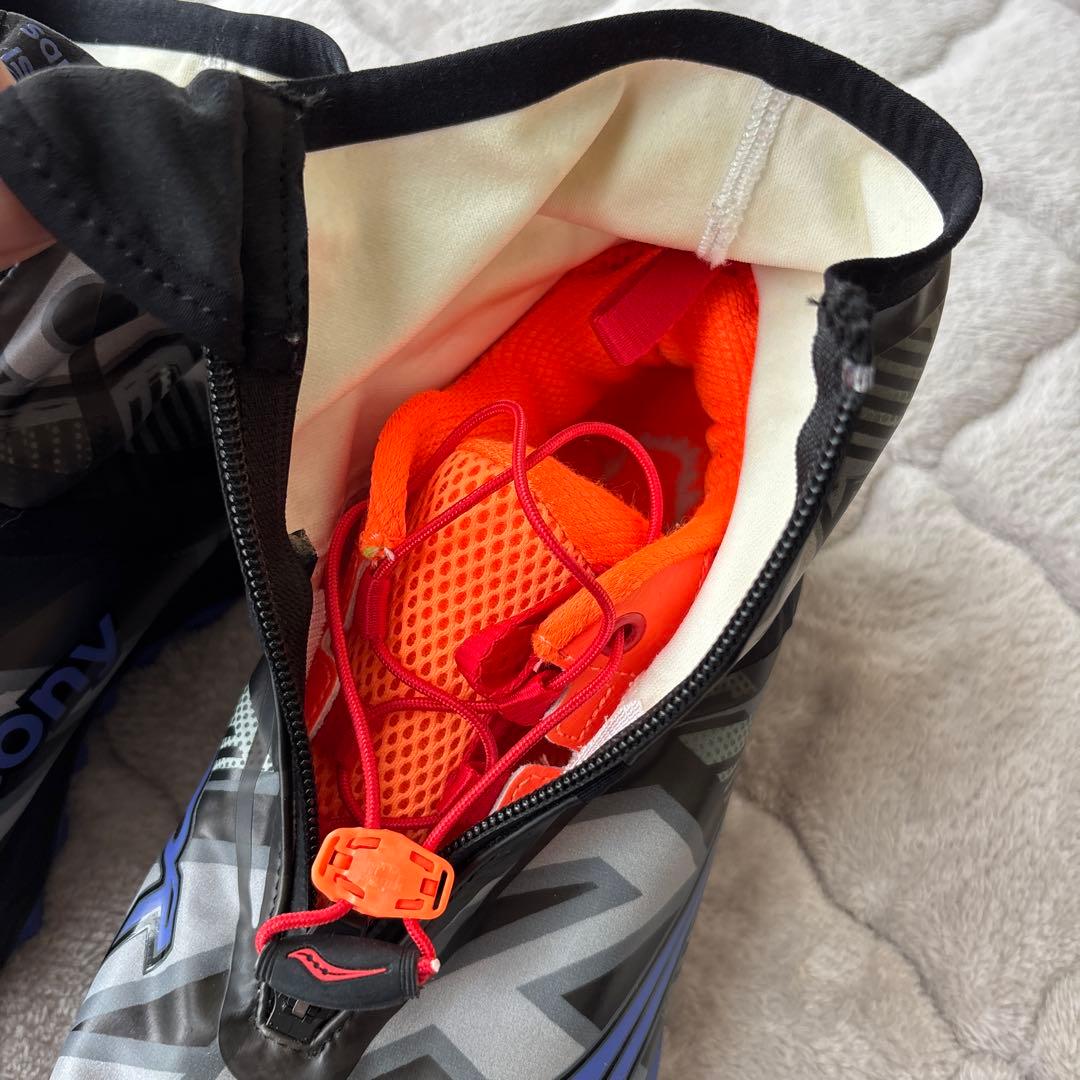 サッカニー Saucony RAZOR+　USA8.5　26.5cm