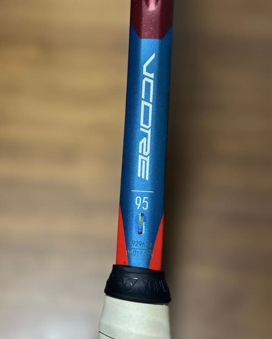 YONEX VCORE 95 テニスラケット ヨネックス　Vコア　2021年