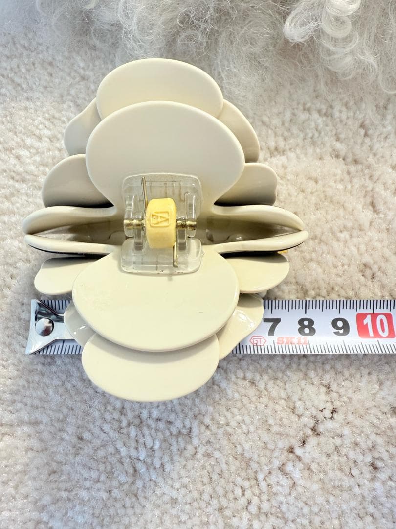 アレクサンドル　ドゥ　パリ　カメリアヘアクリップ　ブラック