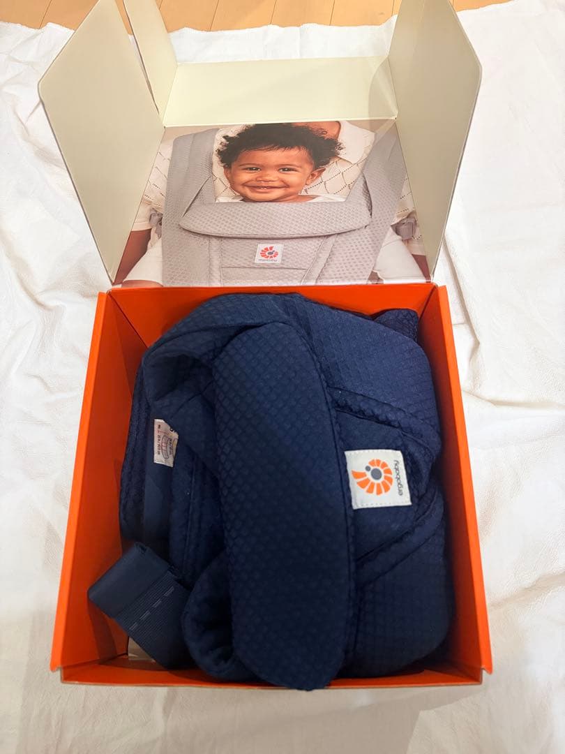 【試着のみ】Ergobaby Omni Deluxe 抱っこ紐 ネイビー