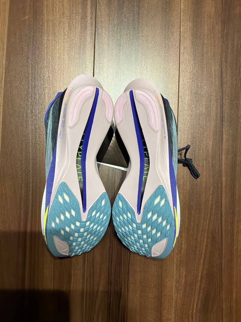 ナイキストリークフライ2 27.0センチ