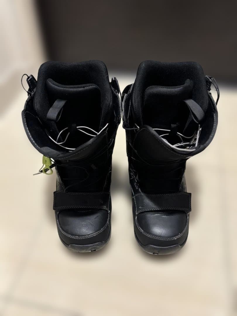 【FORUM】スノーボード　ブーツ　28センチ　ブラック