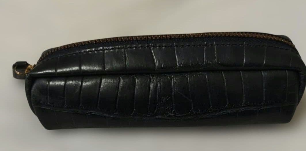 Felisi　フェリージ　クロコ型押しペンケース 724　ネイビー