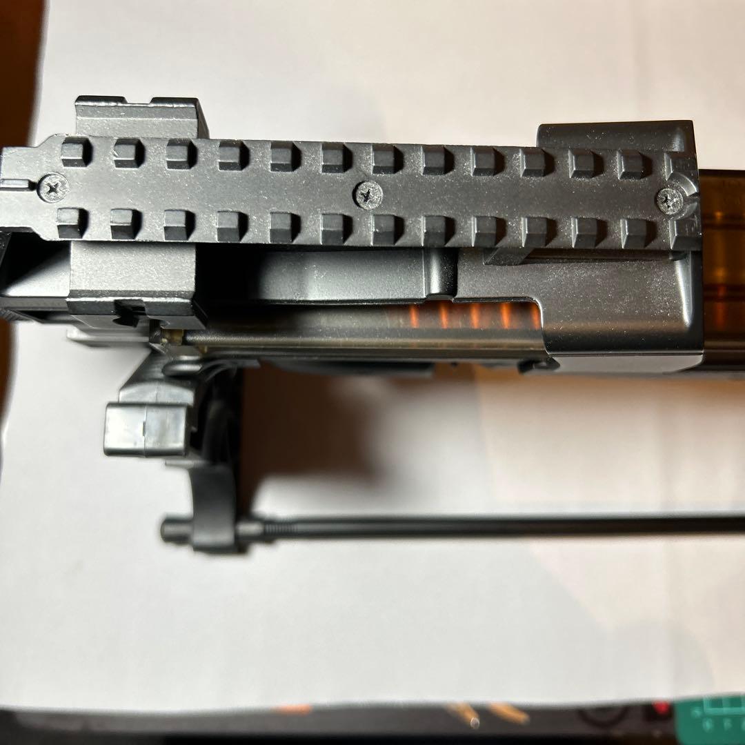 [S&T] P90TR BK 電動ガン スタンド付き。