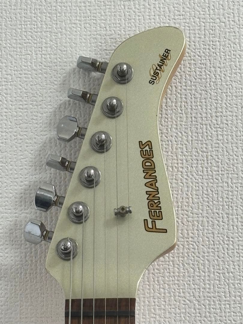 FERNANDES SG-65 エレキギター シルバー ハードケース付き