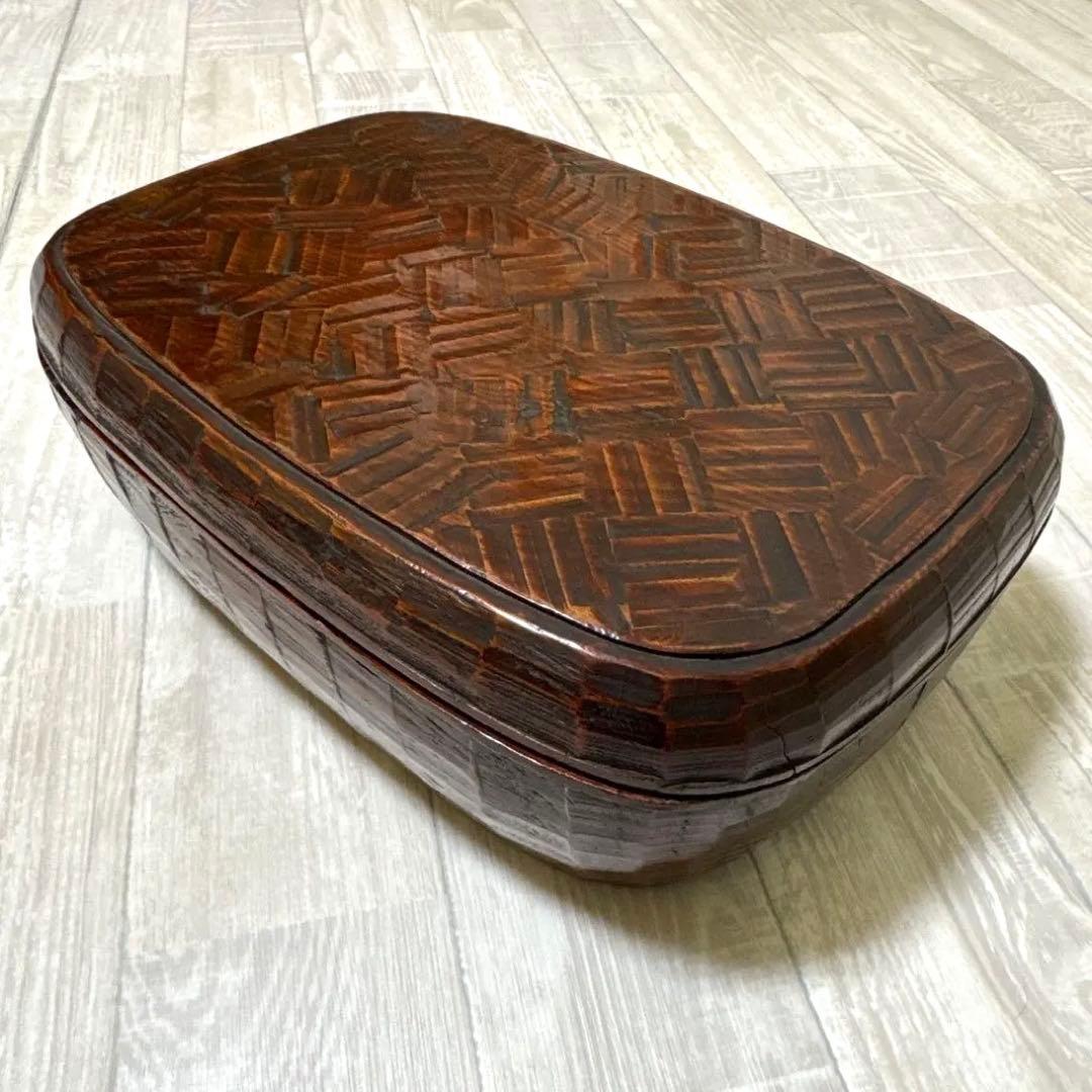 【貴重品】松　一木彫り　茶櫃