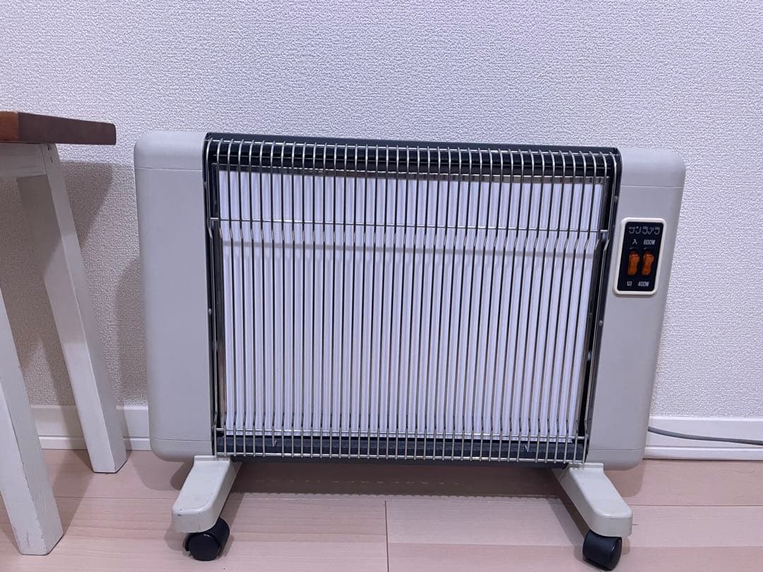 サンラメラ/電気ヒーター/600W/ホワイト/取扱説明書付き