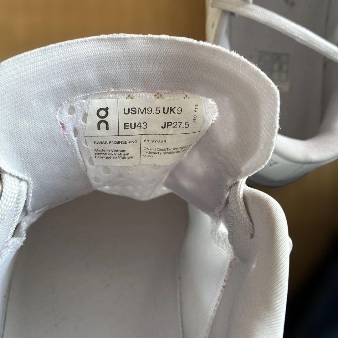 オン　クラウドモンスター　27.5センチ