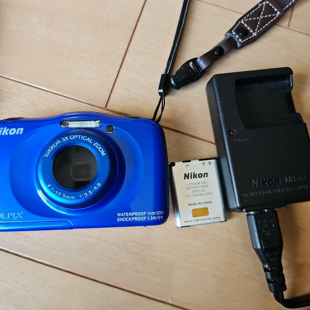 Nikon Coolpix 　S33 デジタルカメラ　青　コンプレックス ニコン
