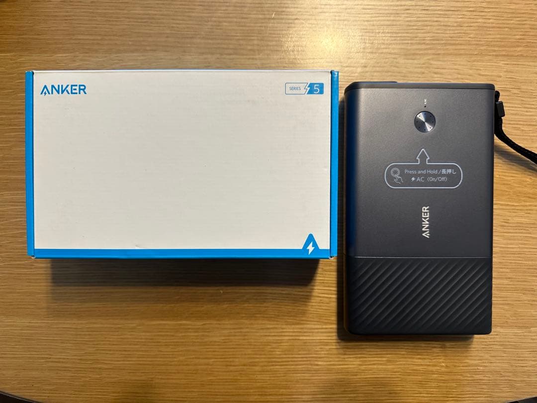 ANKER PowerHouse 90 ポータブル電源