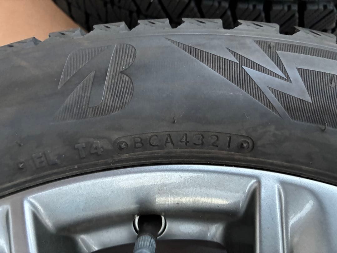 ※引取り渡辺様用 ブリヂストン スタッドレスタイヤ 19インチ セット