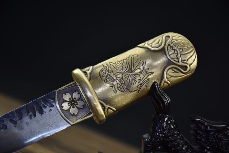 水芙蓉 古兵器   武具　刀装具　日本刀　模造刀   居合刀 短刀