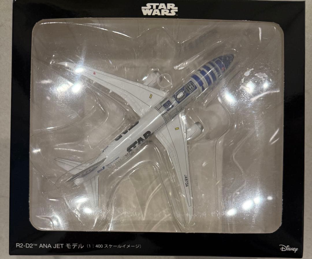 ANAスターウォーズR2-D2JETモデル