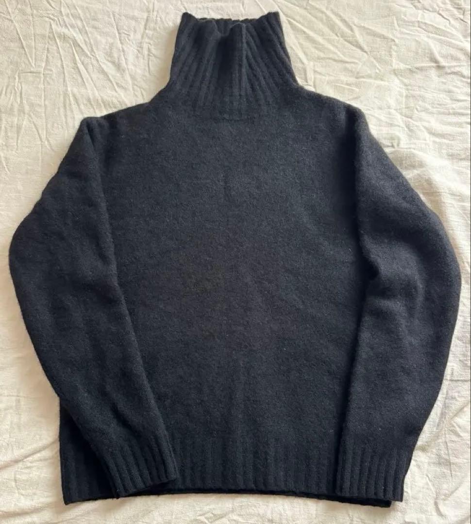 ARROW57. （田中さんのセーター）C.Tocculi L