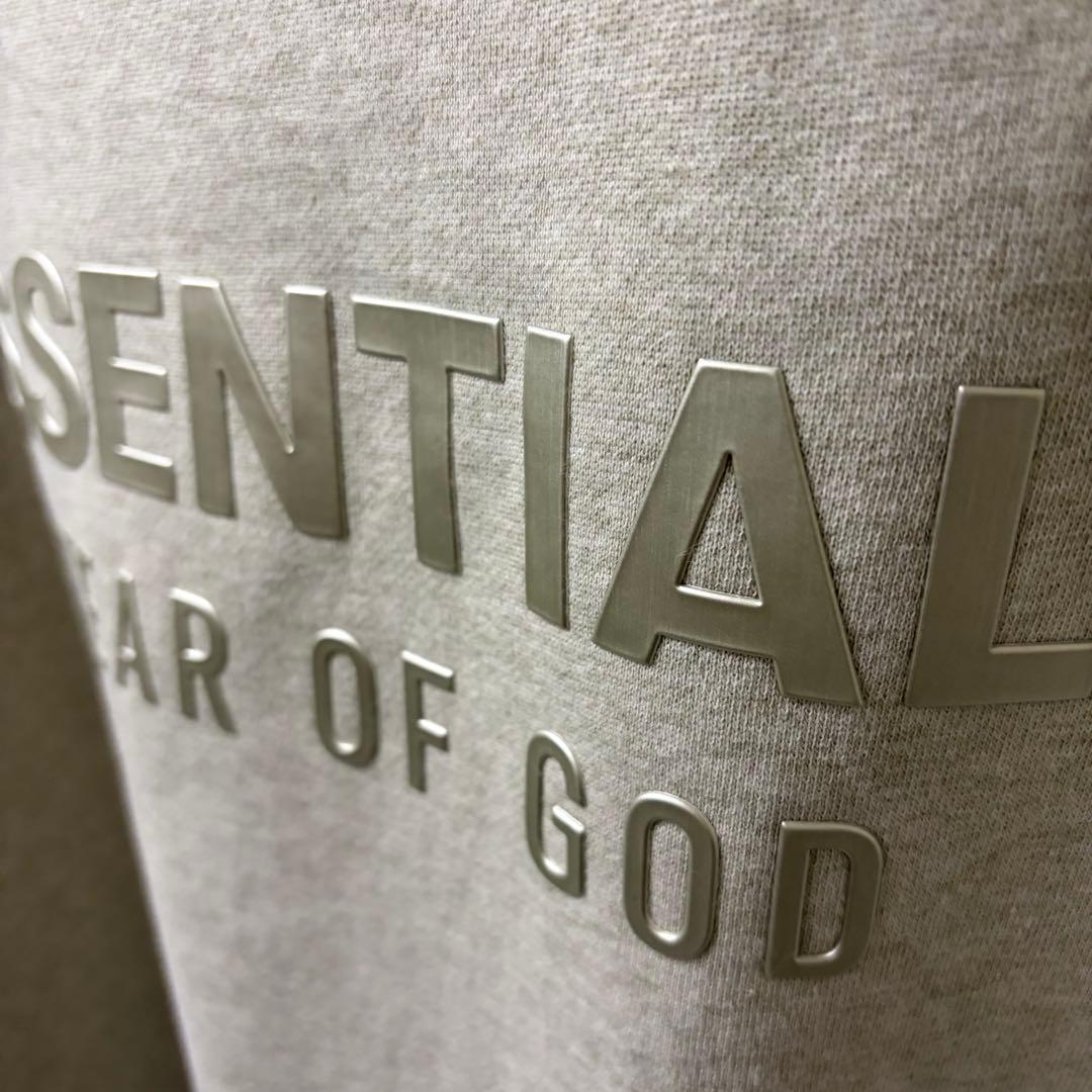 FEAR OF GOD ESSENTIALS スウェット