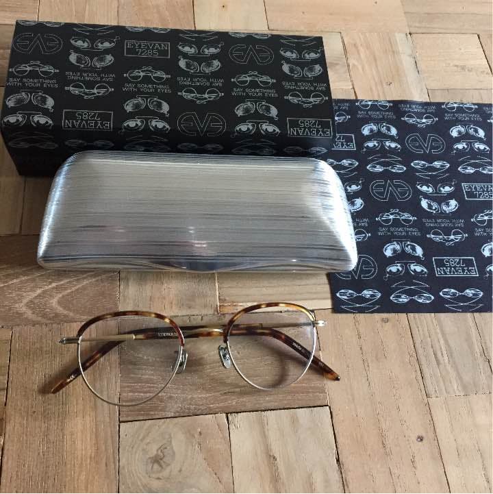 まこさま　Eyevan7285 550 メガネ