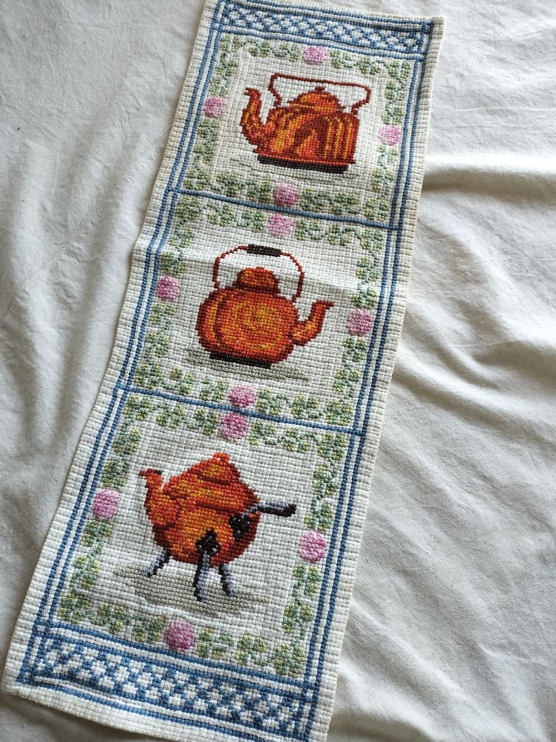 Vintage　✺ケトル　❐クロスステッチ　壁飾り❐